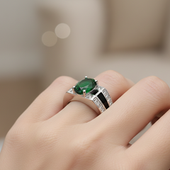 92.5 Silver Emerald Green Stone Ring